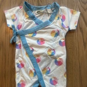 Monica + Andy Beach Ball Print Kimono Onesie Sz 0-3 month